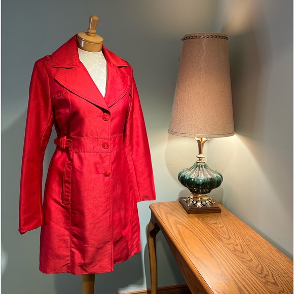 Kenneth Cole Satin Jacket - Picture 2 of 14